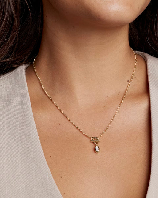 Mini Elisa Toggle Gold Short Pendant Necklace